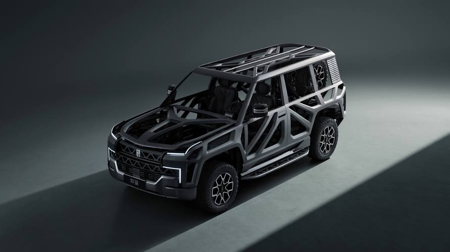 成都75仰望U8硬派越野的科技魅力，国能汽车对传统燃油车市场的冲击